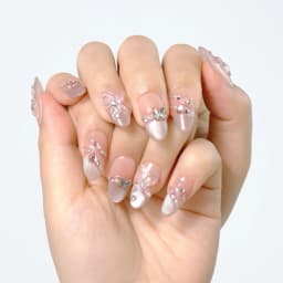 Butterfly Charm Medium Oval Nails press on nails