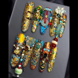 Hand-Painted Oriental Court Style Custom Nails press on nails