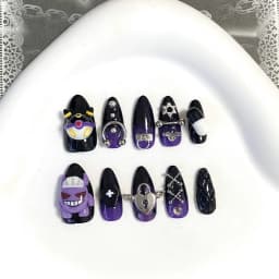 Halloween Anime - Style Medium Almond Nails press on nails