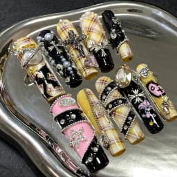 Gothic Plaid & Rhinestone 3D Decorative Nails press on nails